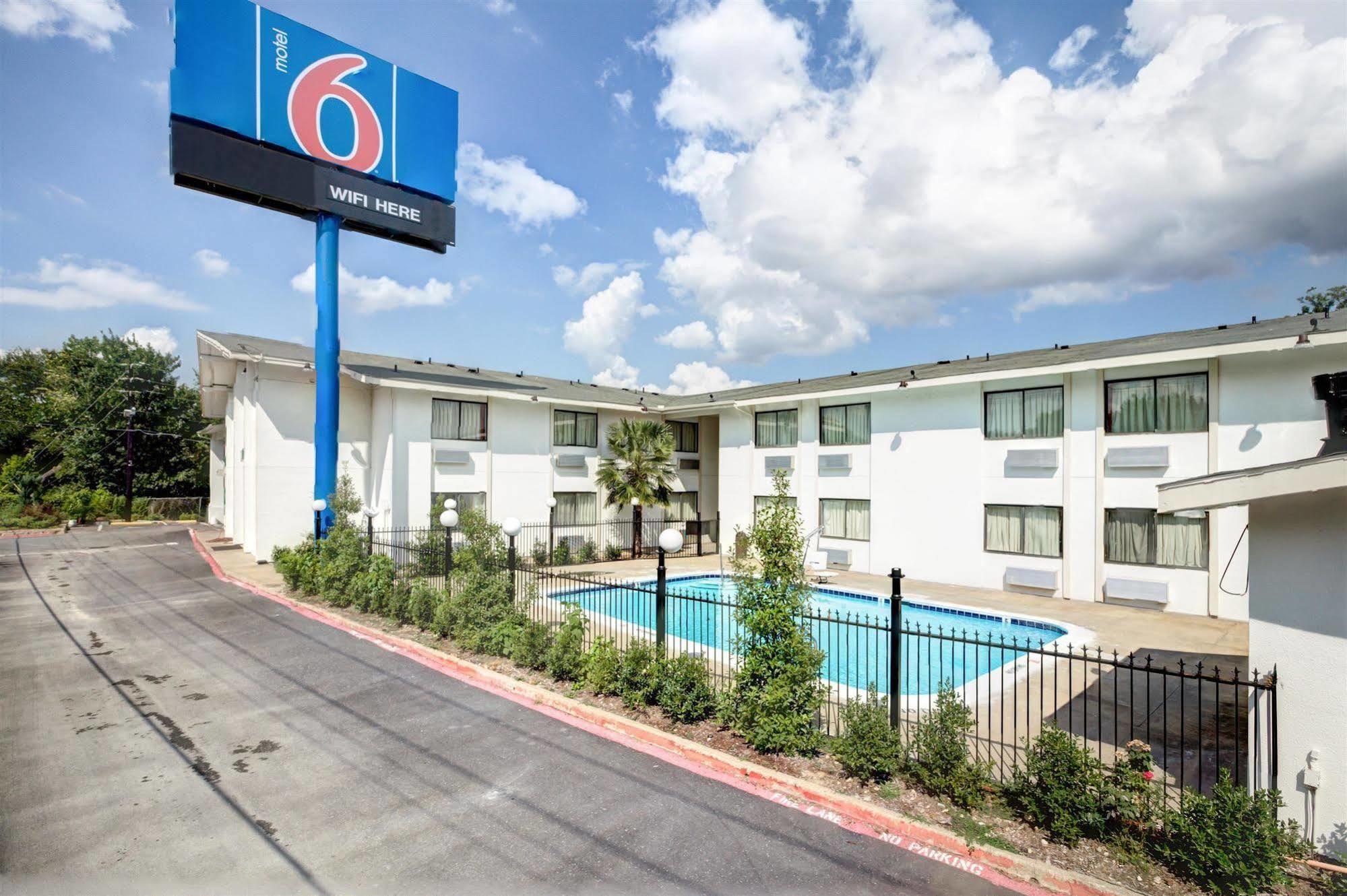 Motel 6-Dallas, Tx - South Exterior photo