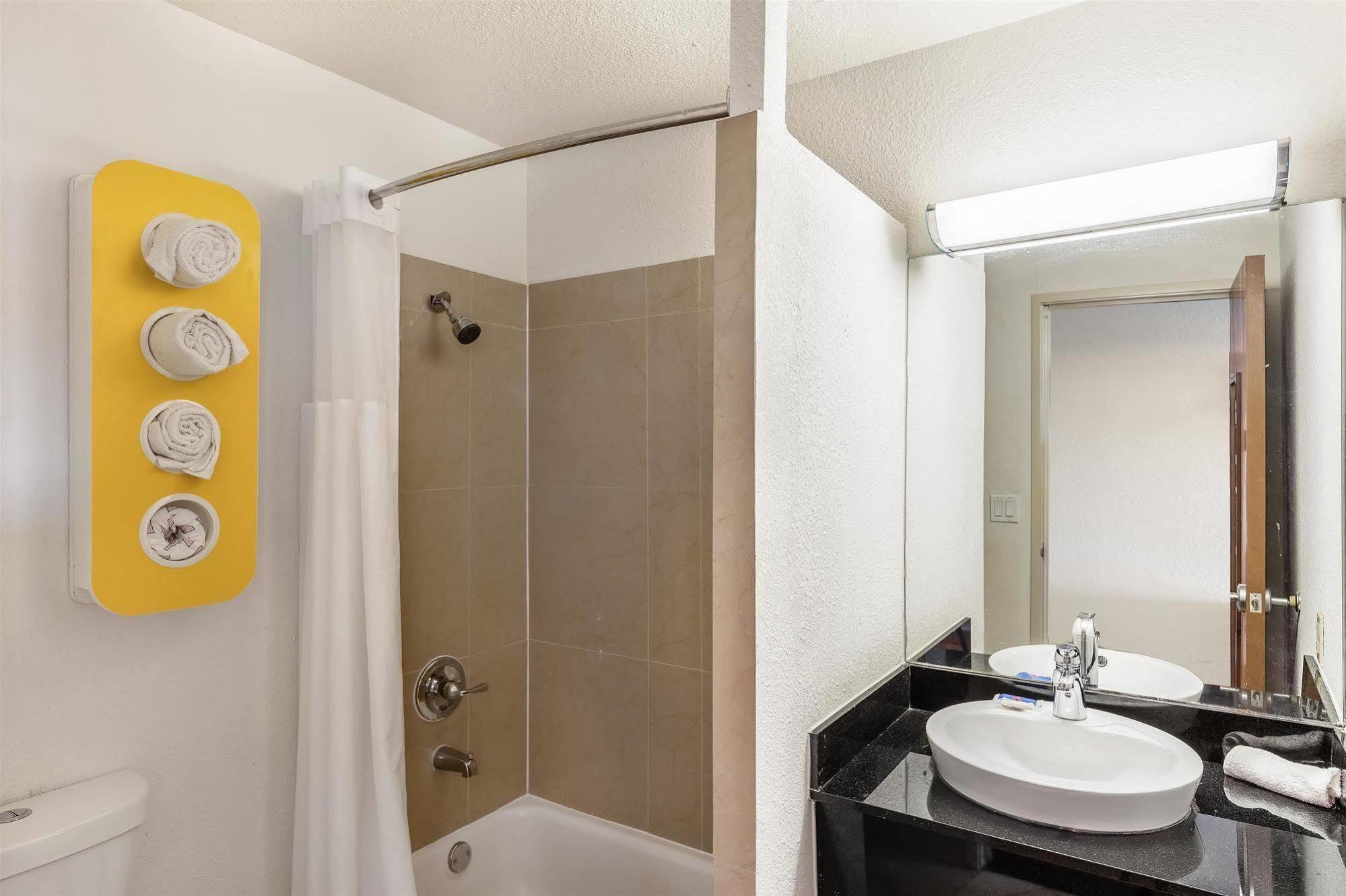 Motel 6-Dallas, Tx - South Exterior photo